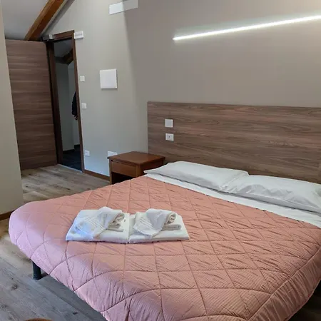 Spina Ξενοδοχείο Pontebba